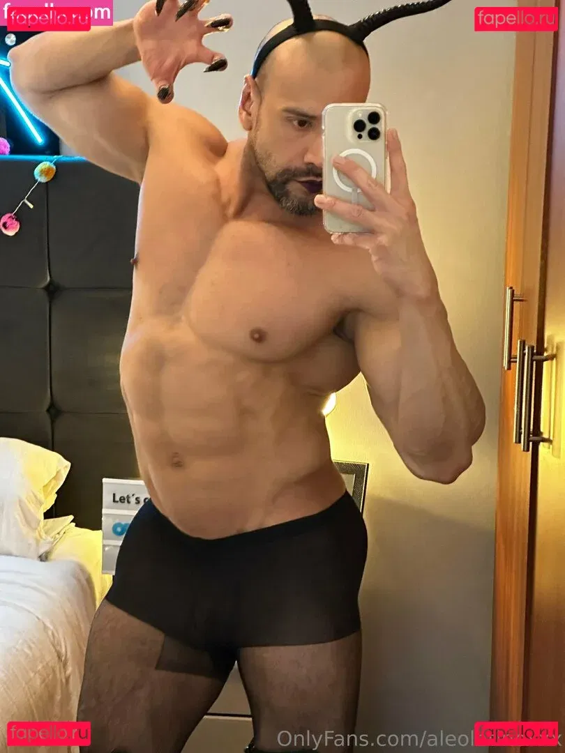 aleolatinoxxx Onlyfans Photo Gallery 