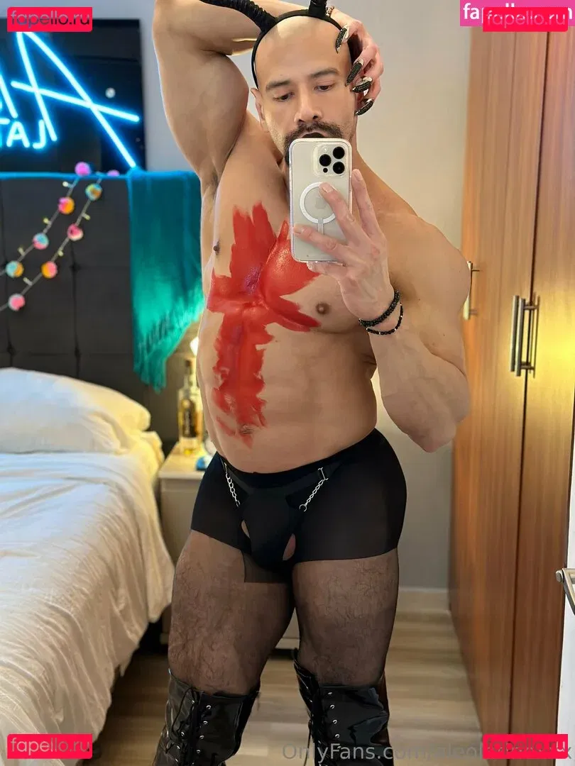aleolatinoxxx Onlyfans Photo Gallery 