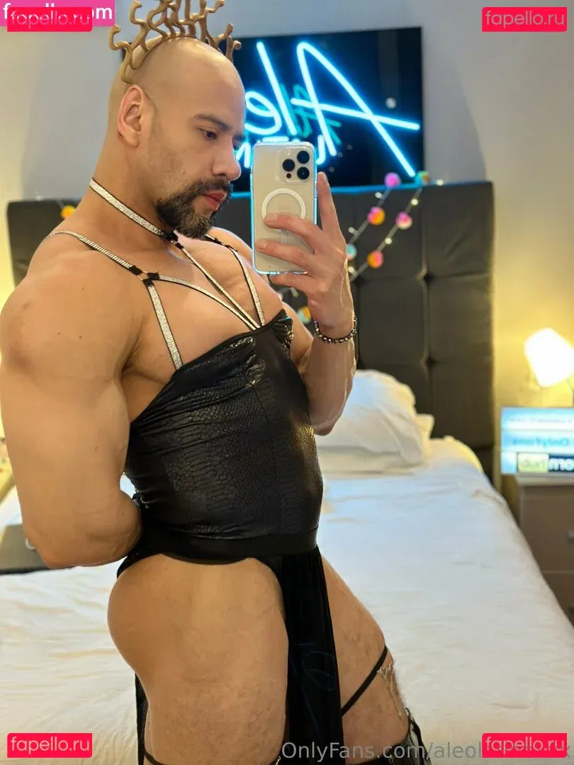 aleolatinoxxx Onlyfans Photo Gallery 