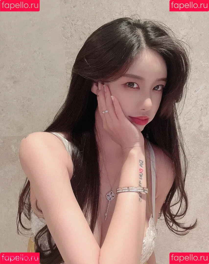 Siw0ns 김시원해요 Onlyfans Photo Gallery 