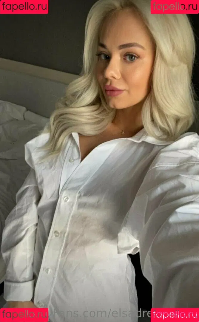 Elsa Jean Onlyfans Photo Gallery 