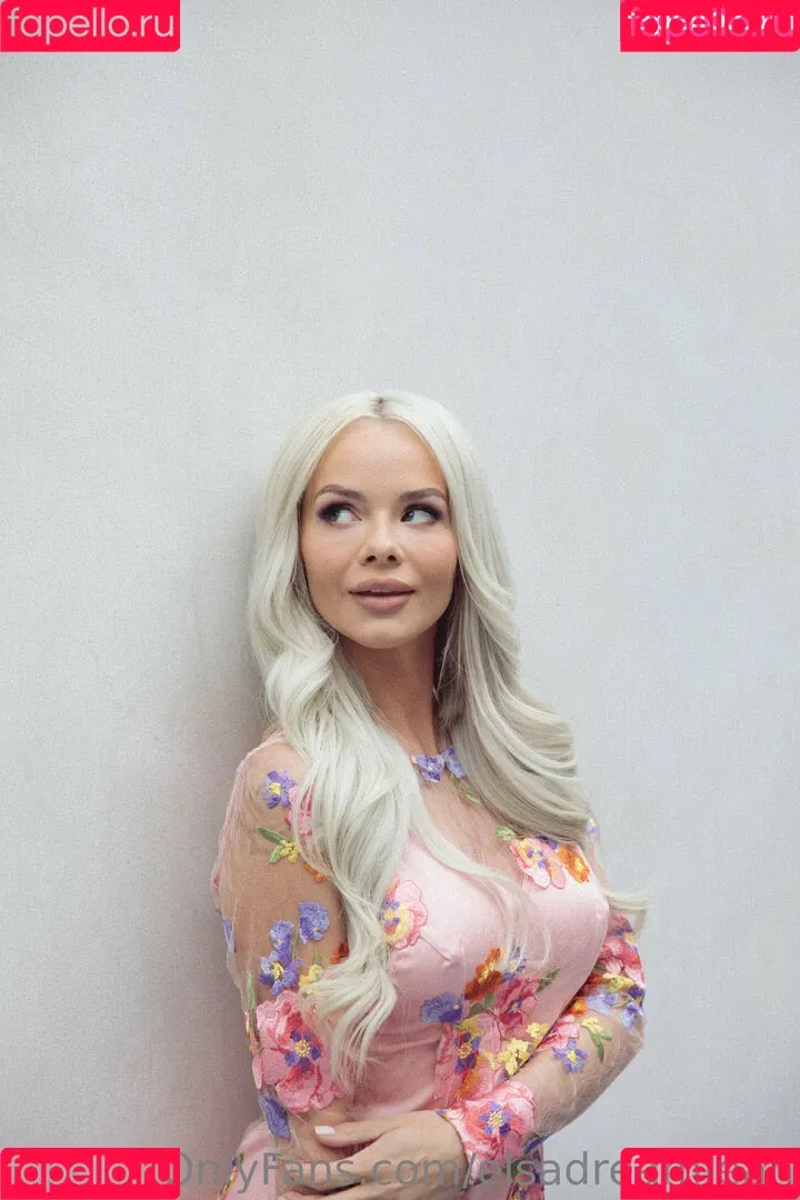 Elsa Jean Onlyfans Photo Gallery 
