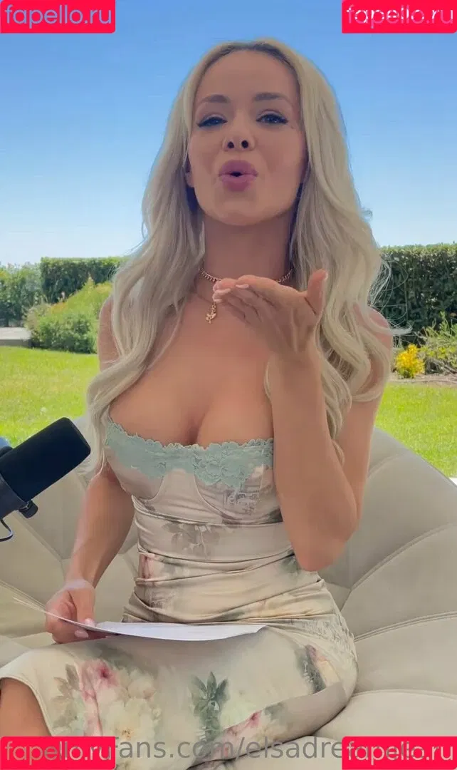 Elsa Jean Onlyfans Photo Gallery 