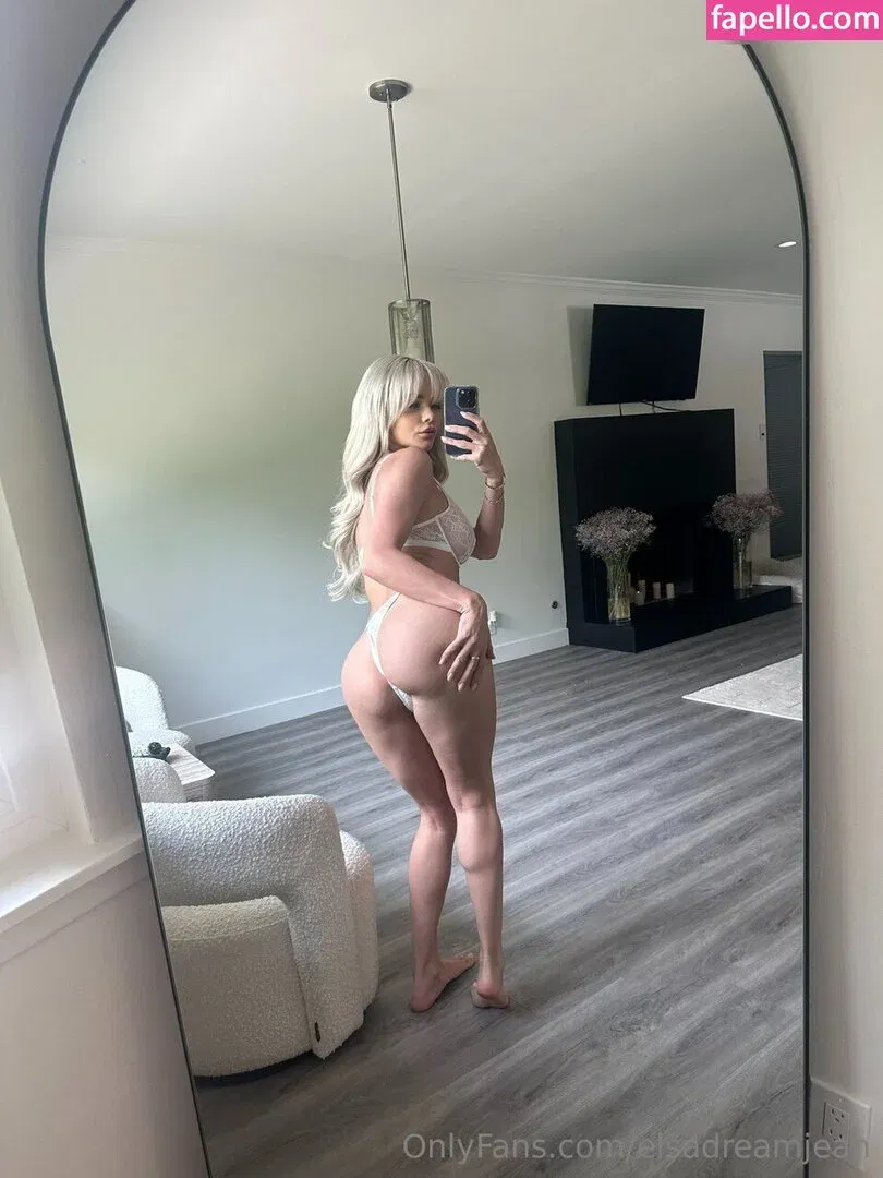 Elsa Jean Onlyfans Photo Gallery 