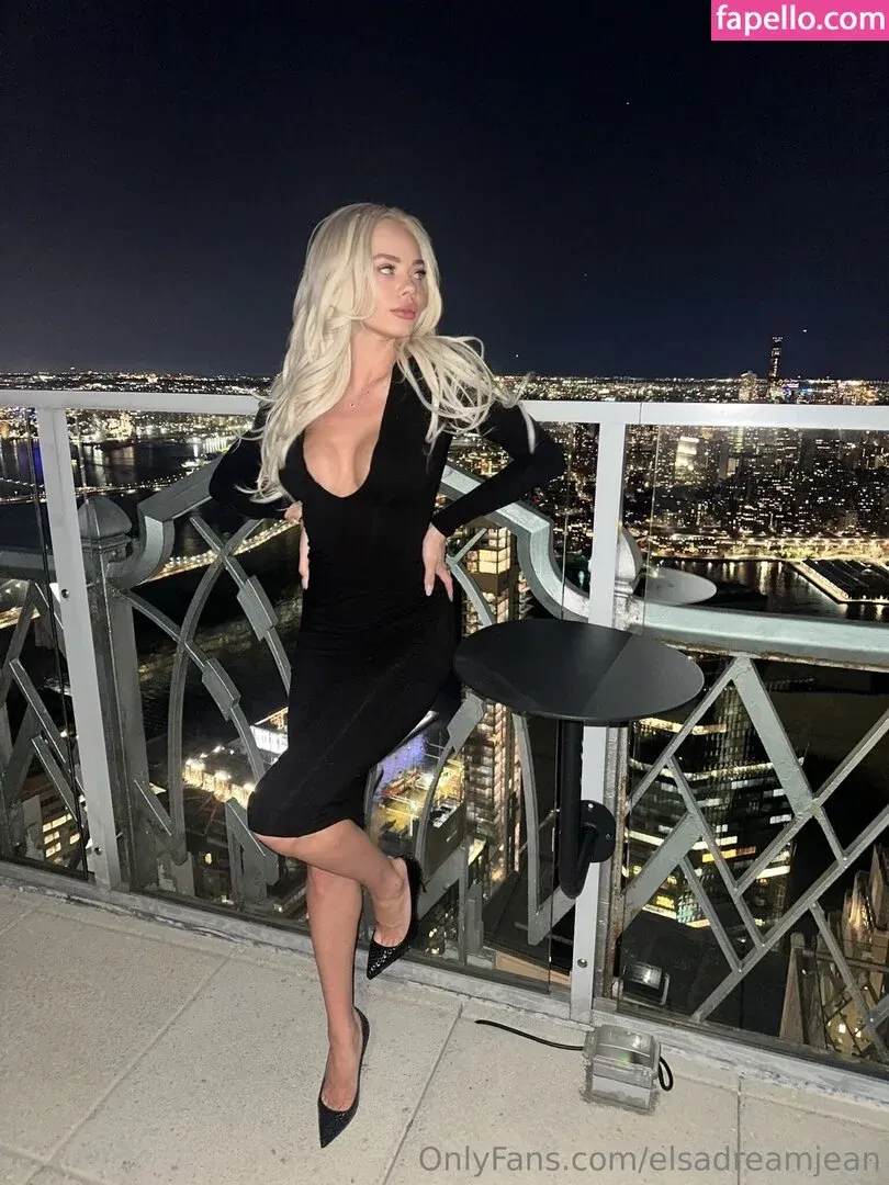 Elsa Jean Onlyfans Photo Gallery 