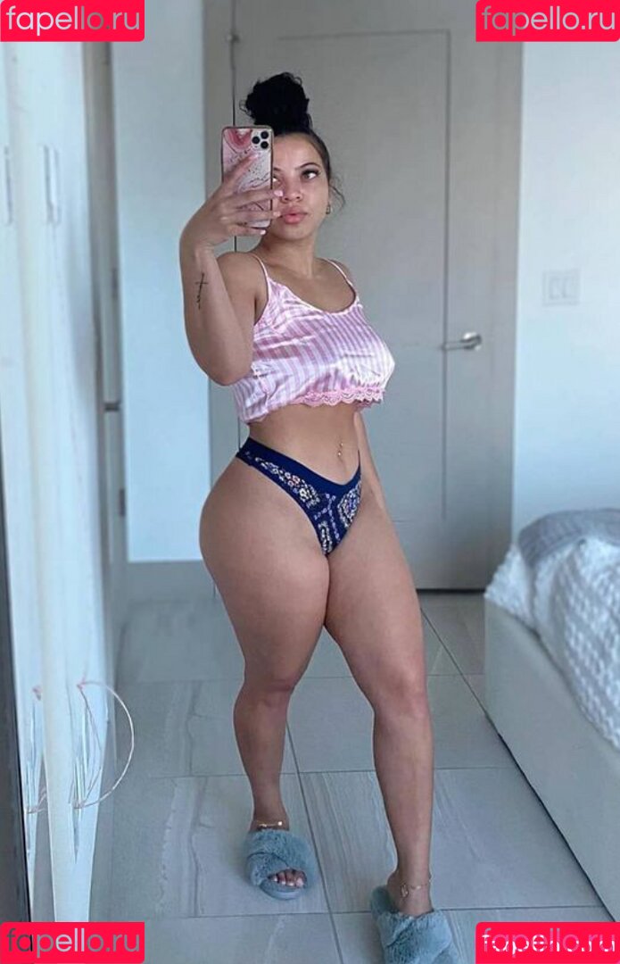 Xxginaa_ Onlyfans Photo Gallery 