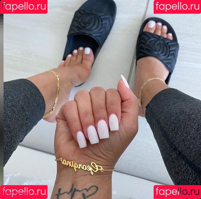 Xxginaa_ Onlyfans Photo Gallery 