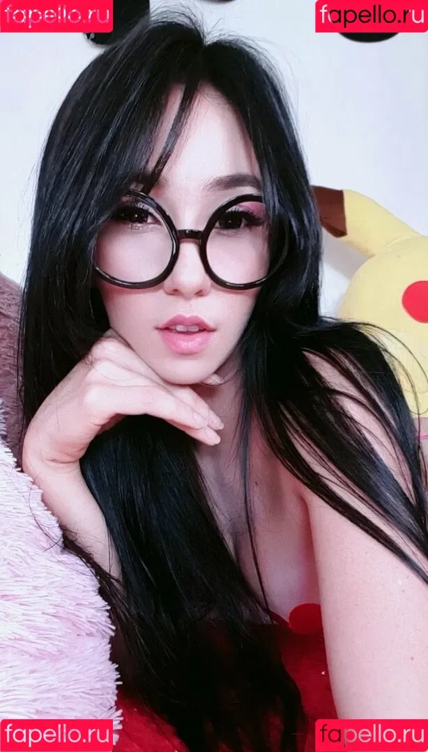 Hakicosmodel Onlyfans Photo Gallery 