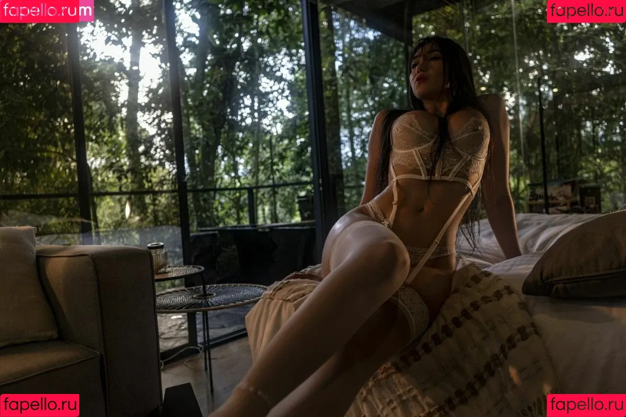 Hakicosmodel Onlyfans Photo Gallery 