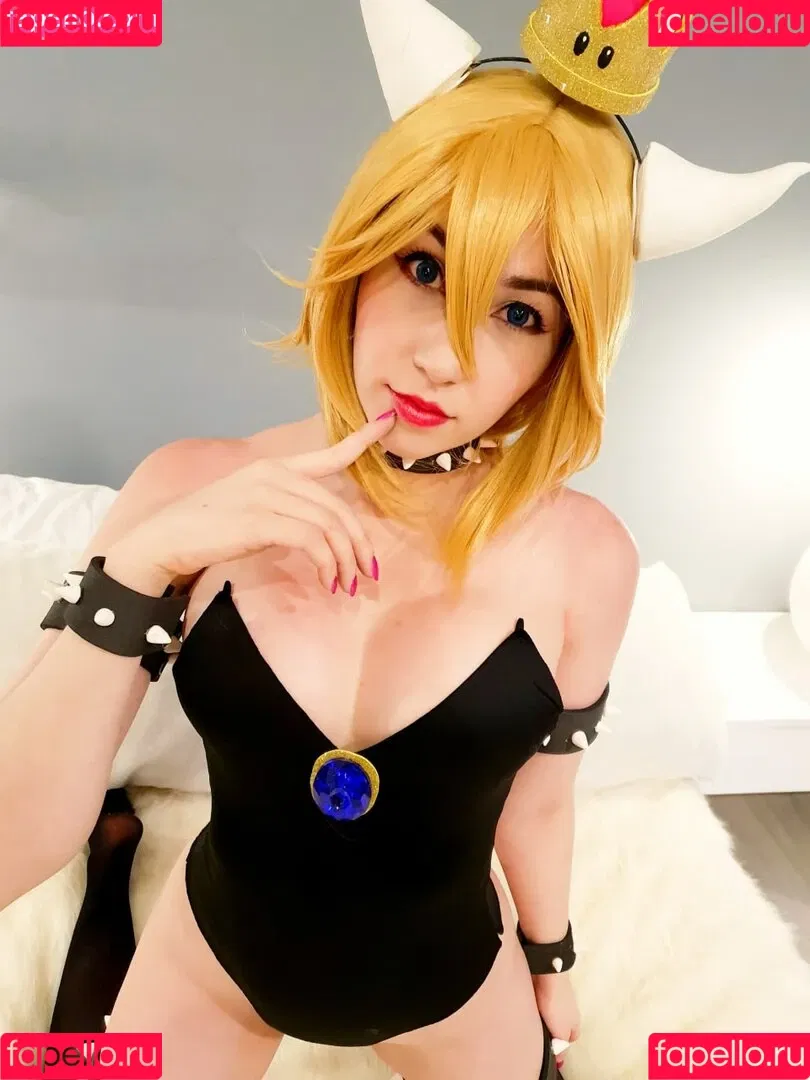 Hakicosmodel Onlyfans Photo Gallery 