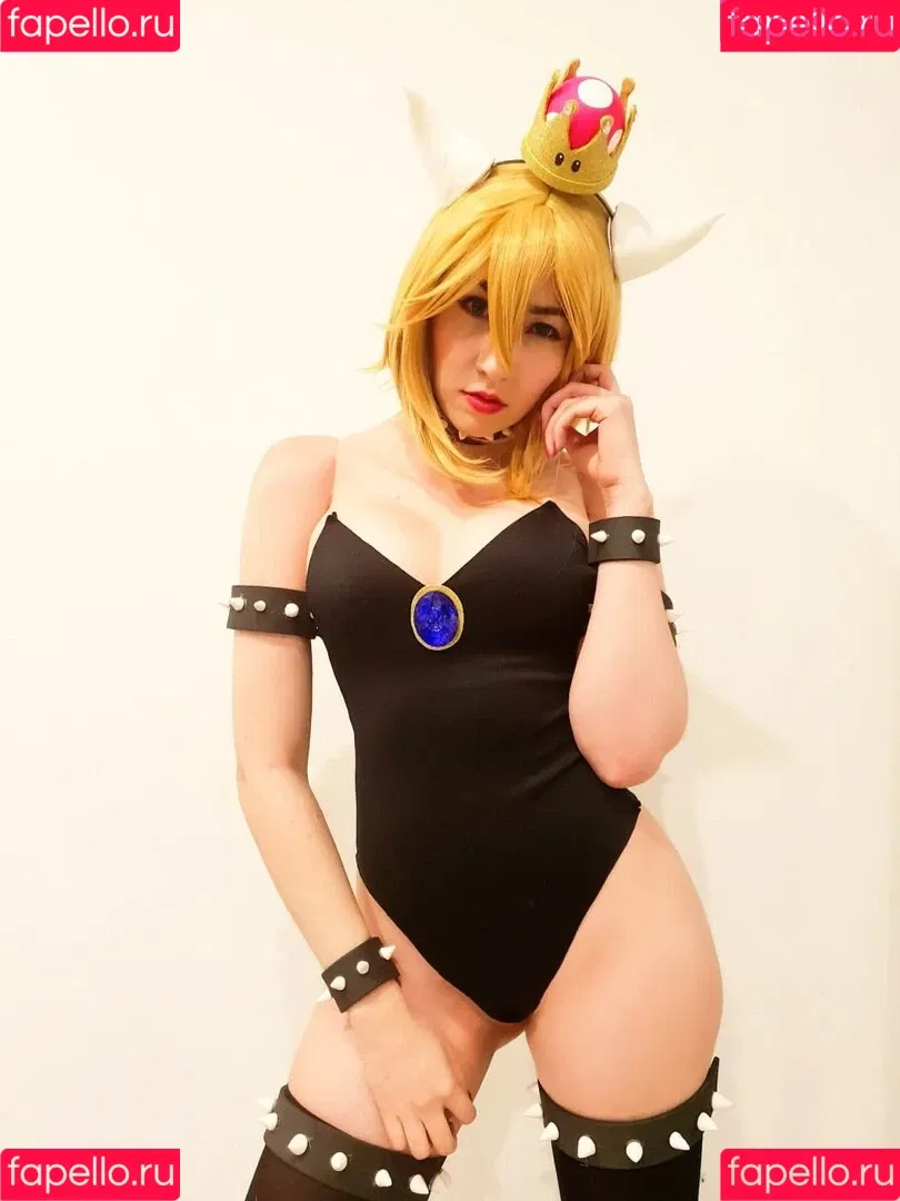 Hakicosmodel Onlyfans Photo Gallery 