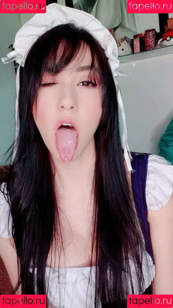 Hakicosmodel Onlyfans Photo Gallery 