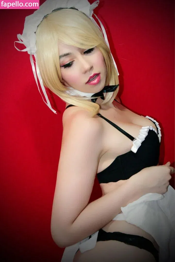 Hakicosmodel Onlyfans Photo Gallery 