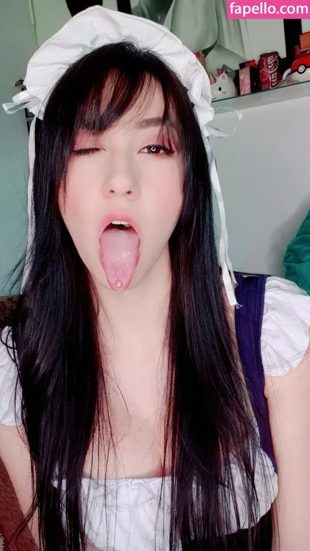 Hakicosmodel Onlyfans Photo Gallery 