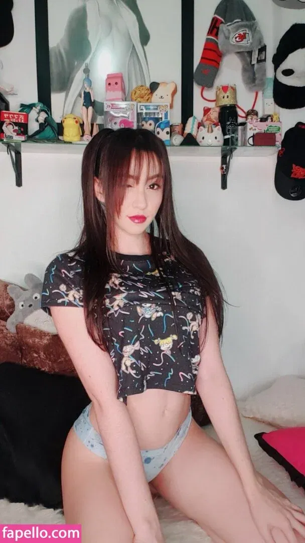 Hakicosmodel Onlyfans Photo Gallery 