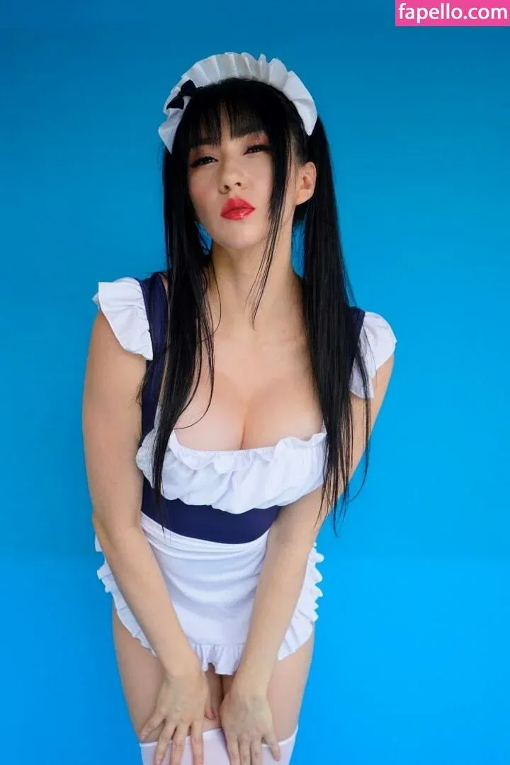 Hakicosmodel Onlyfans Photo Gallery 