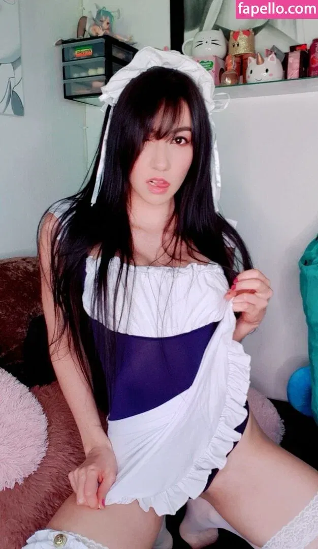 Hakicosmodel Onlyfans Photo Gallery 