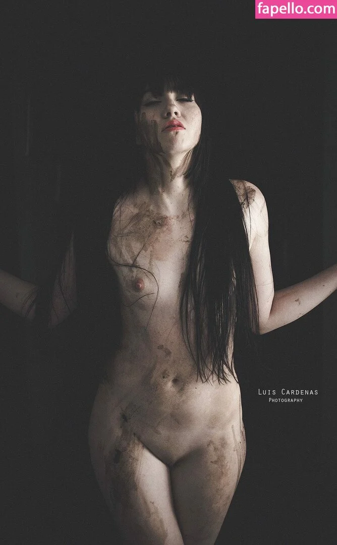 Hakicosmodel Onlyfans Photo Gallery 