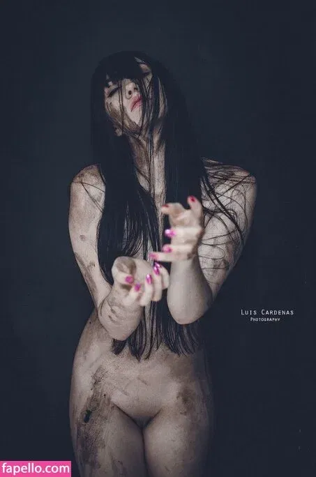 Hakicosmodel Onlyfans Photo Gallery 