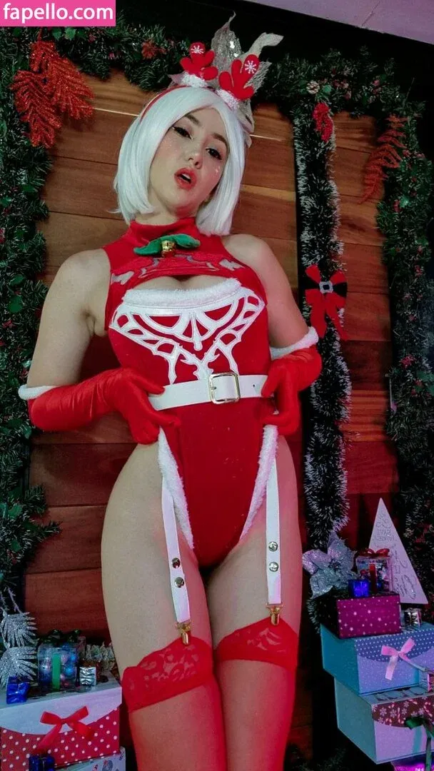 Hakicosmodel Onlyfans Photo Gallery 