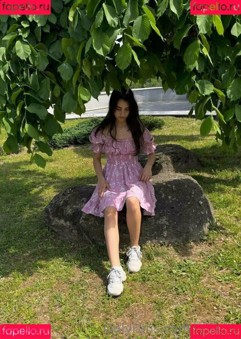 nika_la Onlyfans Photo Gallery 