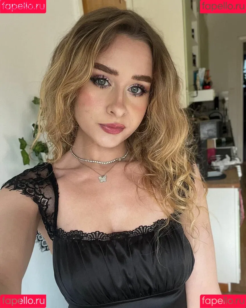 yaboielina Onlyfans Photo Gallery 
