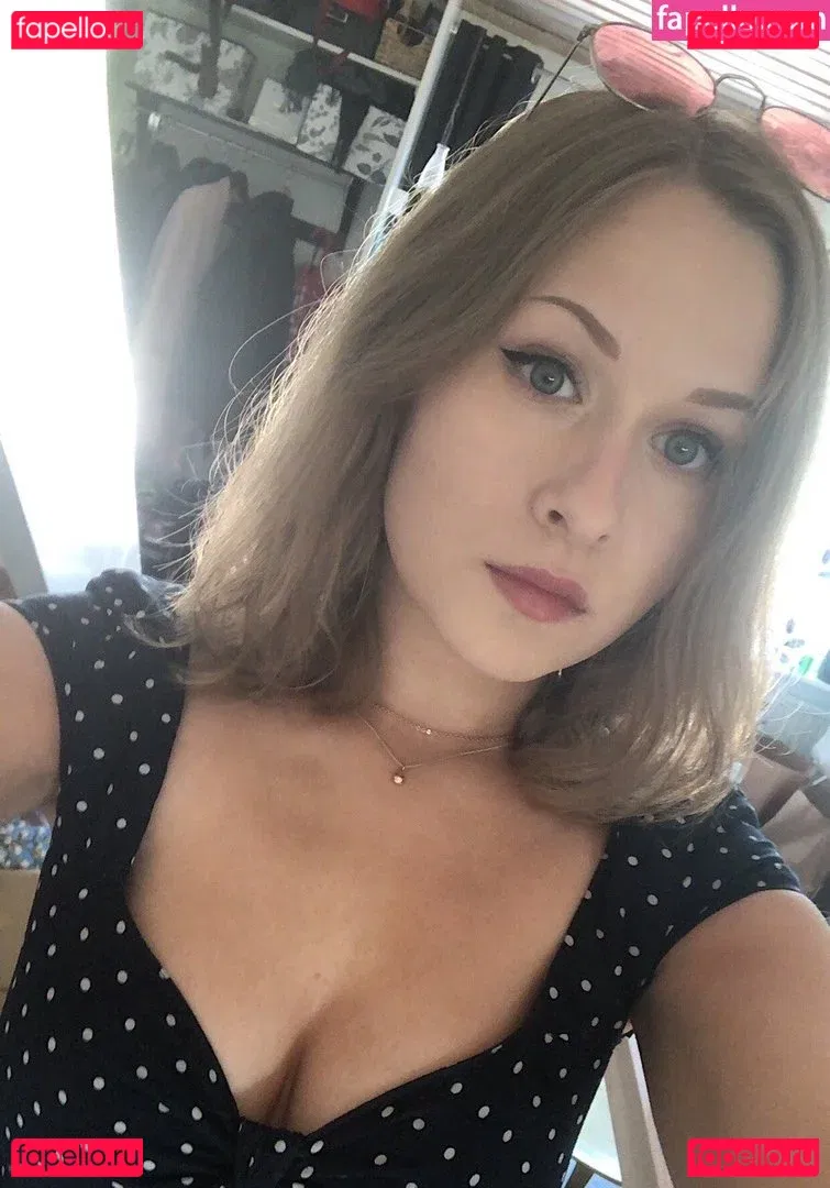 yaboielina Onlyfans Photo Gallery 