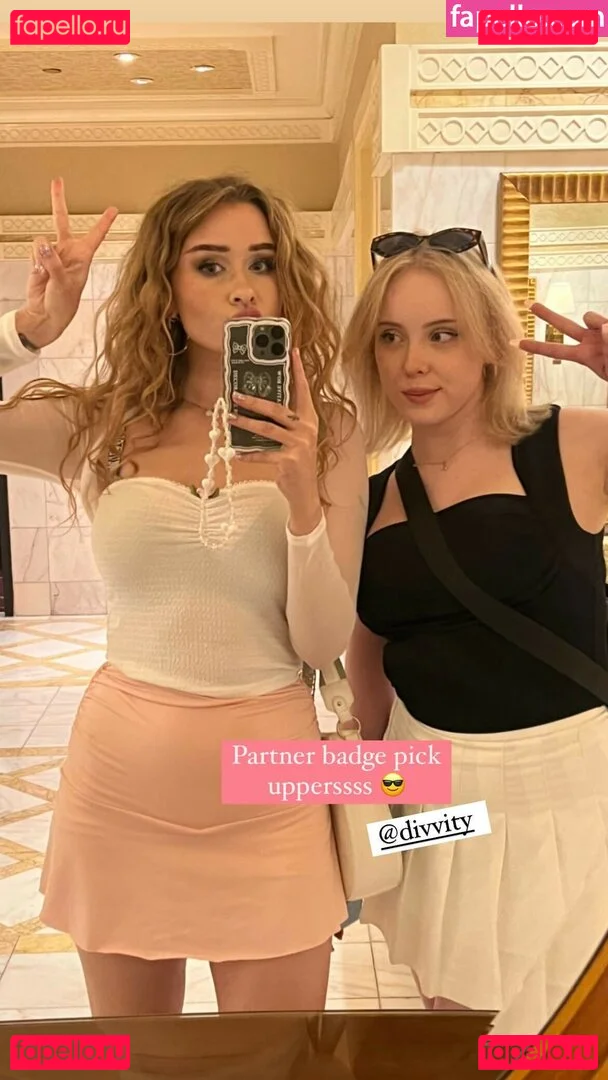 yaboielina Onlyfans Photo Gallery 