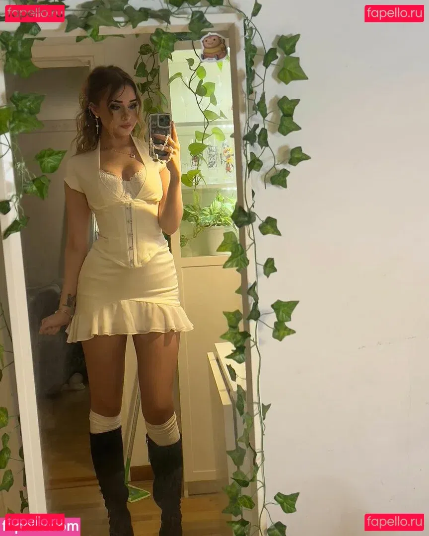 yaboielina Onlyfans Photo Gallery 