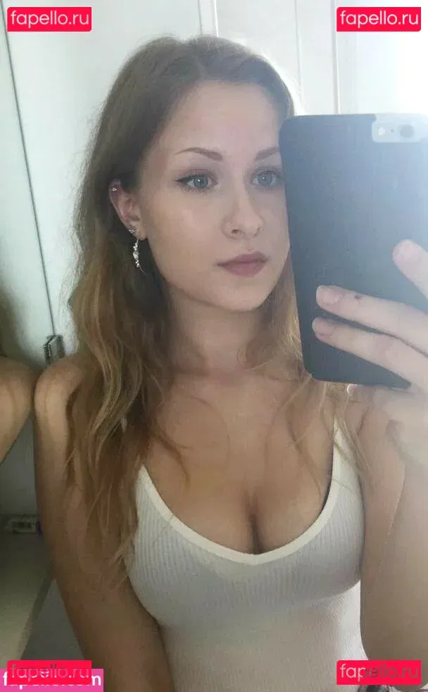 yaboielina Onlyfans Photo Gallery 