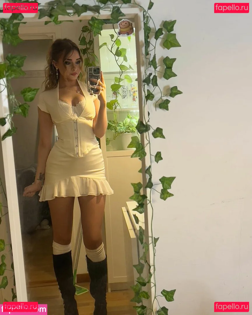 yaboielina Onlyfans Photo Gallery 