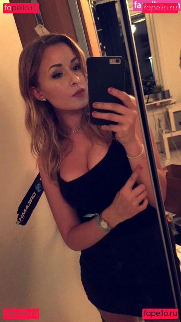 yaboielina Onlyfans Photo Gallery 