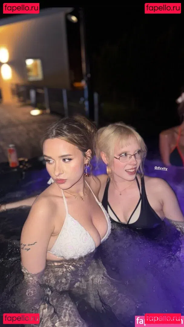 yaboielina Onlyfans Photo Gallery 