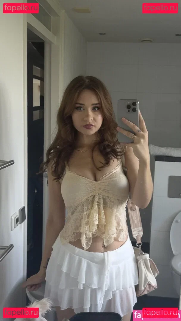 yaboielina Onlyfans Photo Gallery 