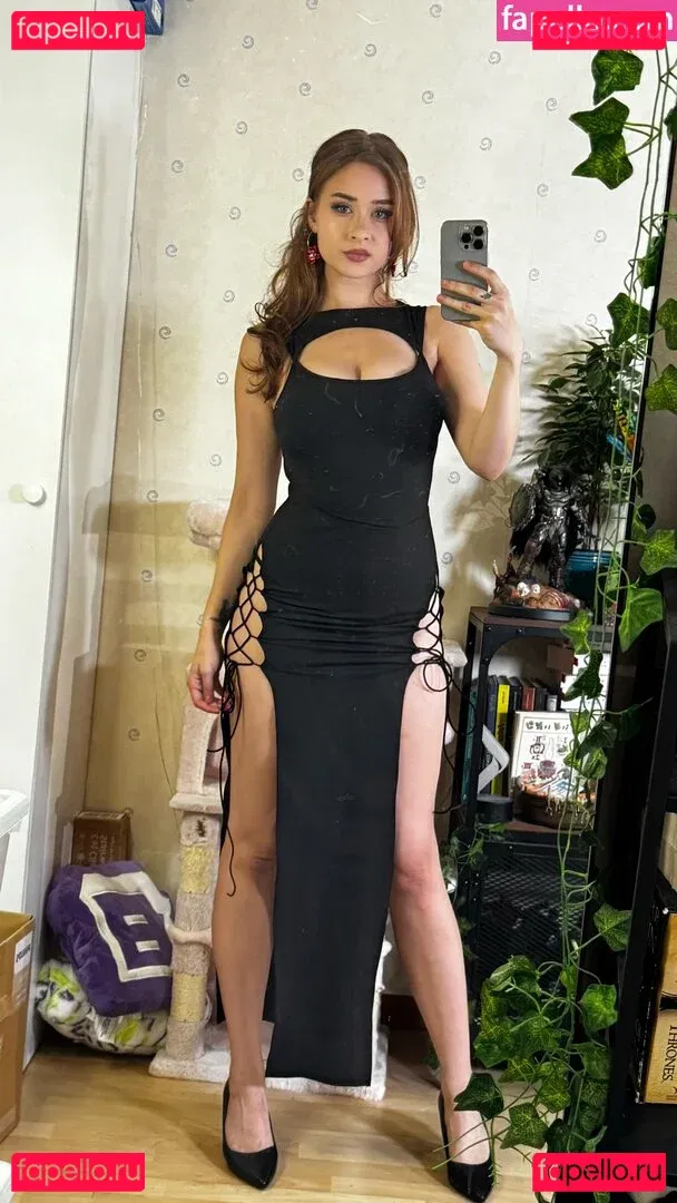 yaboielina Onlyfans Photo Gallery 