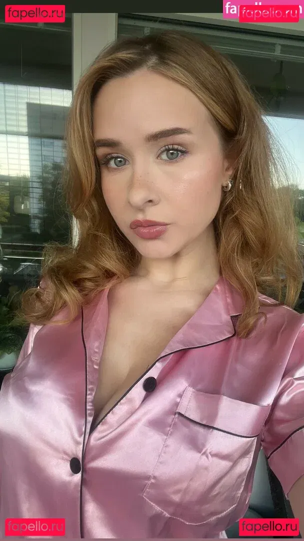 yaboielina Onlyfans Photo Gallery 