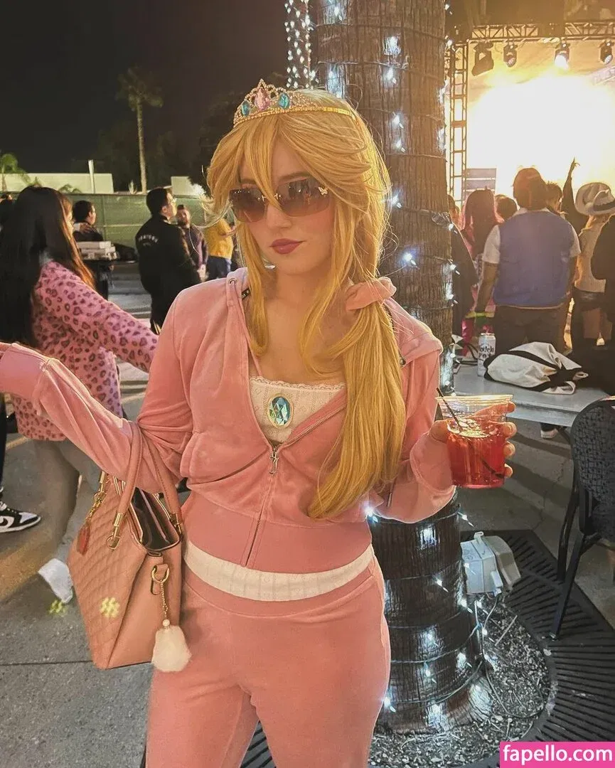 Goodnight Moon Onlyfans Photo Gallery 