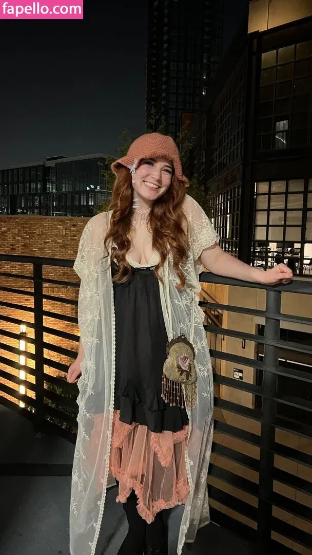 Goodnight Moon Onlyfans Photo Gallery 