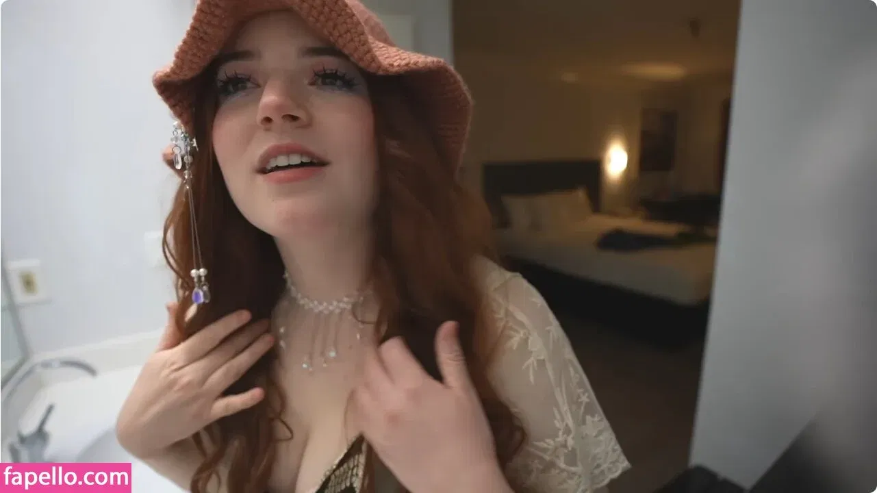 Goodnight Moon Onlyfans Photo Gallery 