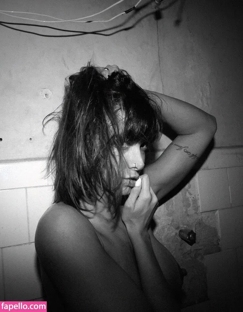 Emmanuelle Guimarães Onlyfans Photo Gallery 