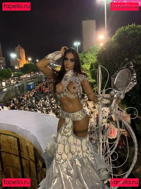 Emmanuelle Guimarães Onlyfans Photo Gallery 