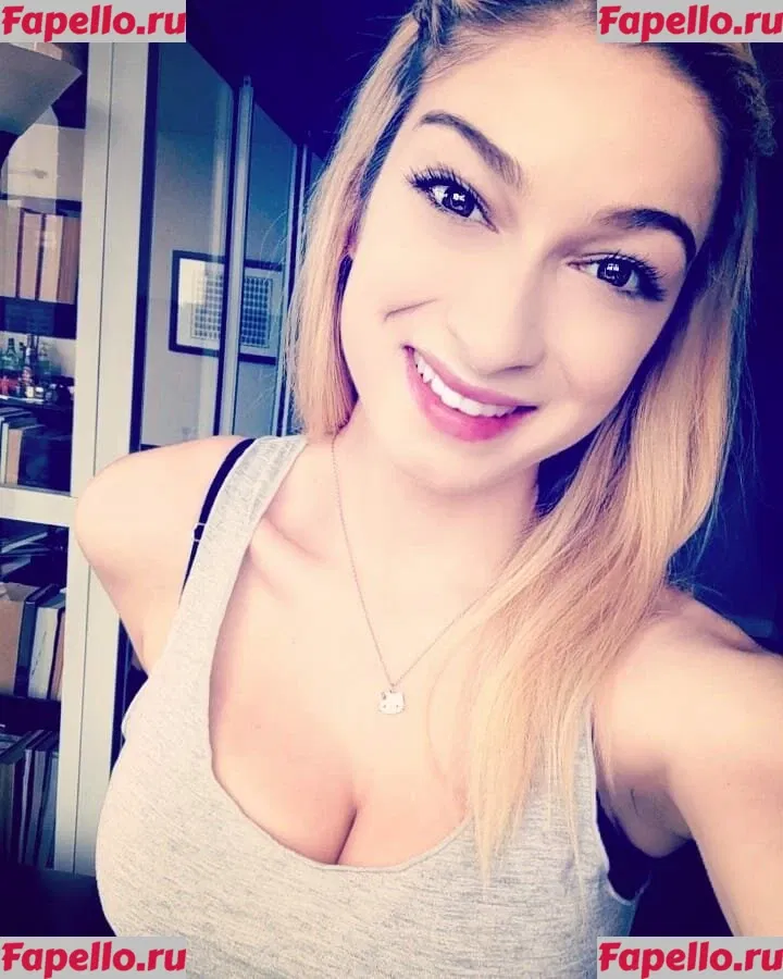 Sydney Meyer Onlyfans Photo Gallery 