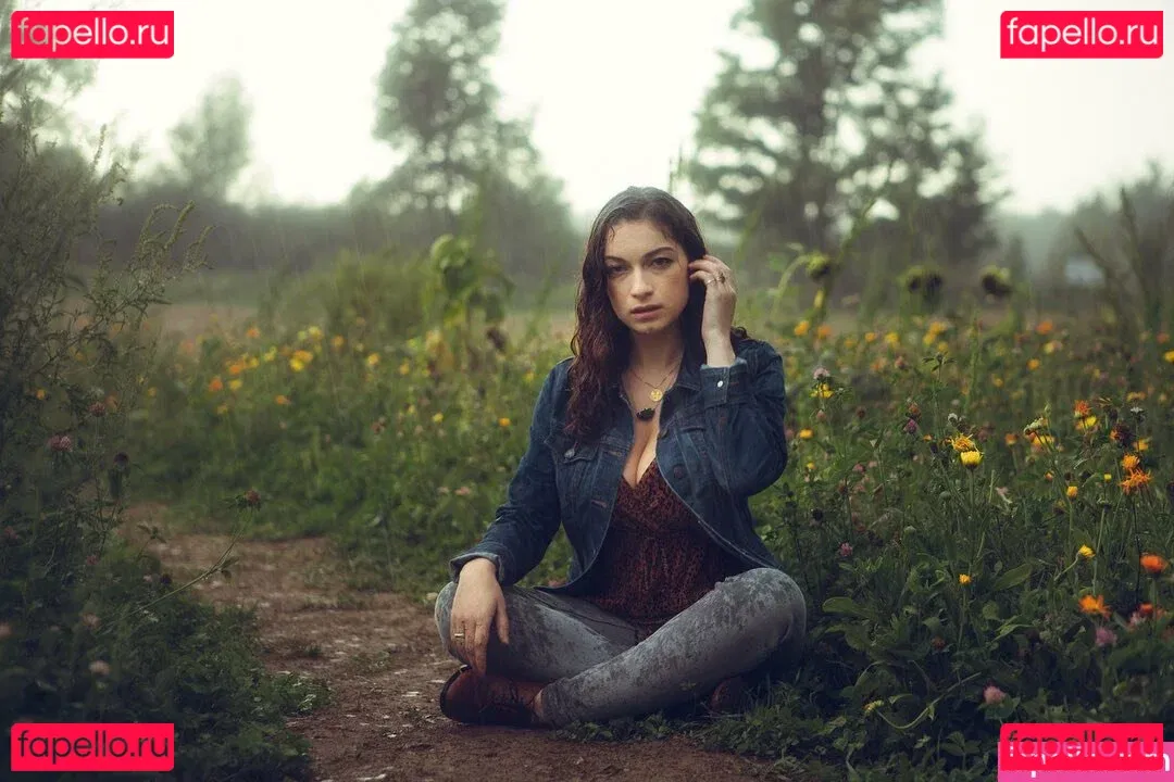 Sydney Meyer Onlyfans Photo Gallery 