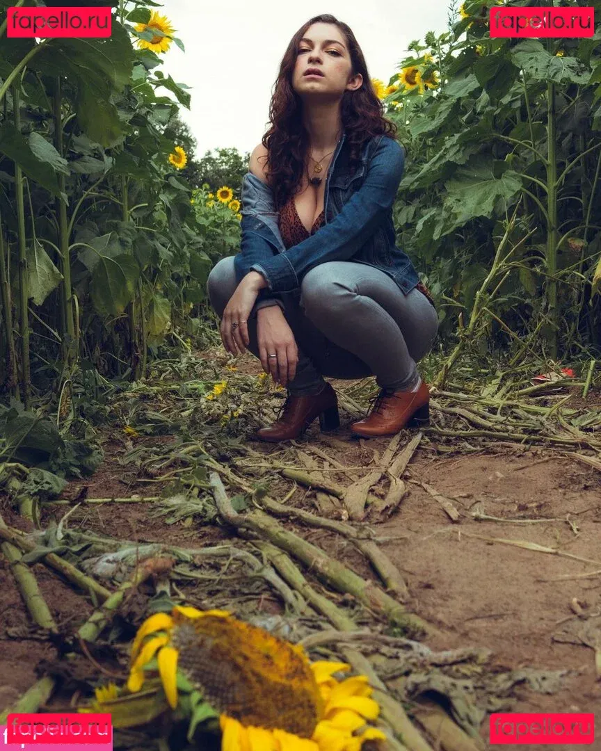 Sydney Meyer Onlyfans Photo Gallery 