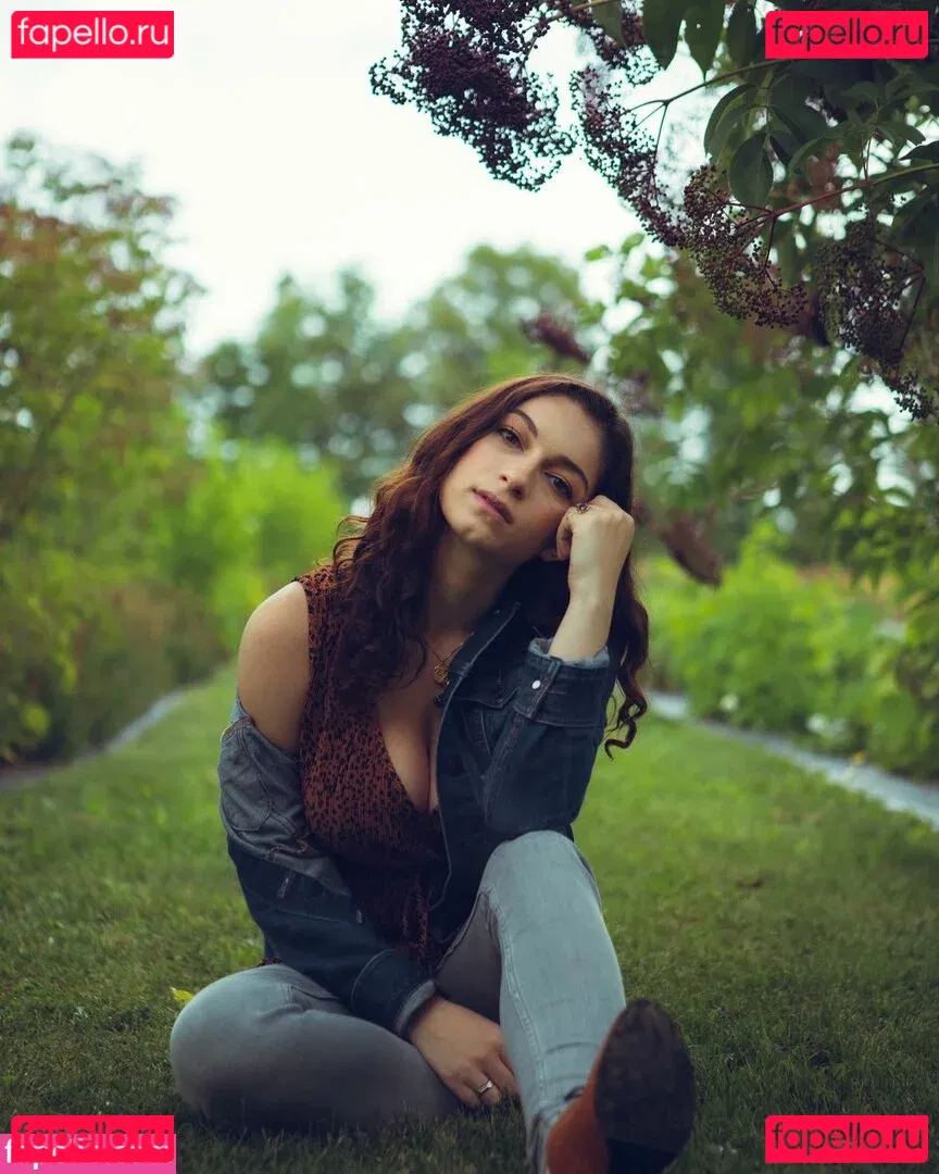 Sydney Meyer Onlyfans Photo Gallery 