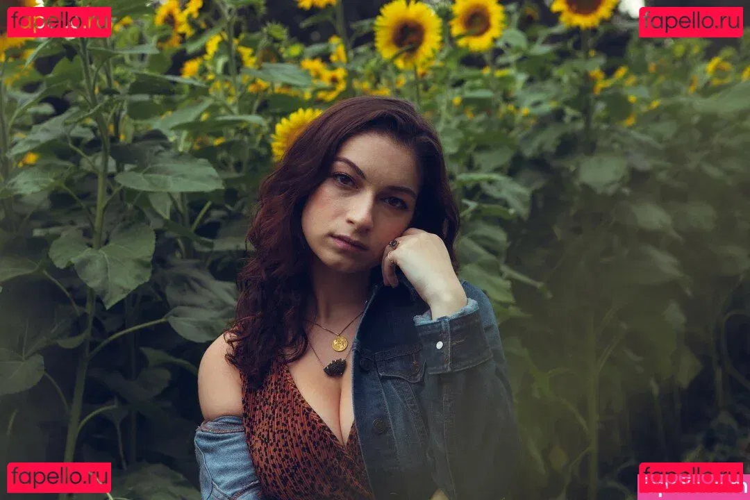 Sydney Meyer Onlyfans Photo Gallery 