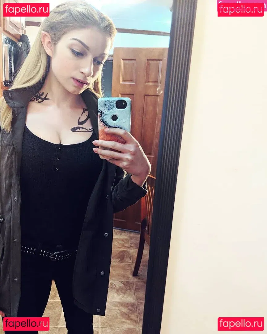 Sydney Meyer Onlyfans Photo Gallery 