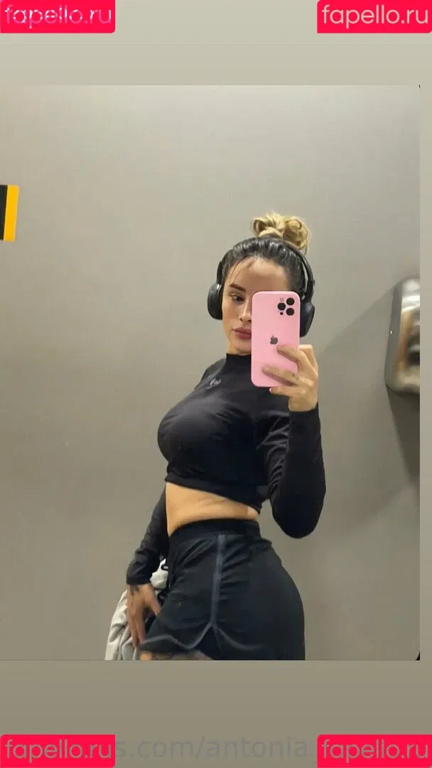 antonia_savatto Onlyfans Photo Gallery 