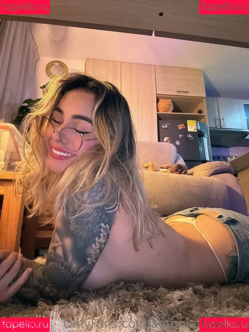 antonia_savatto Onlyfans Photo Gallery 