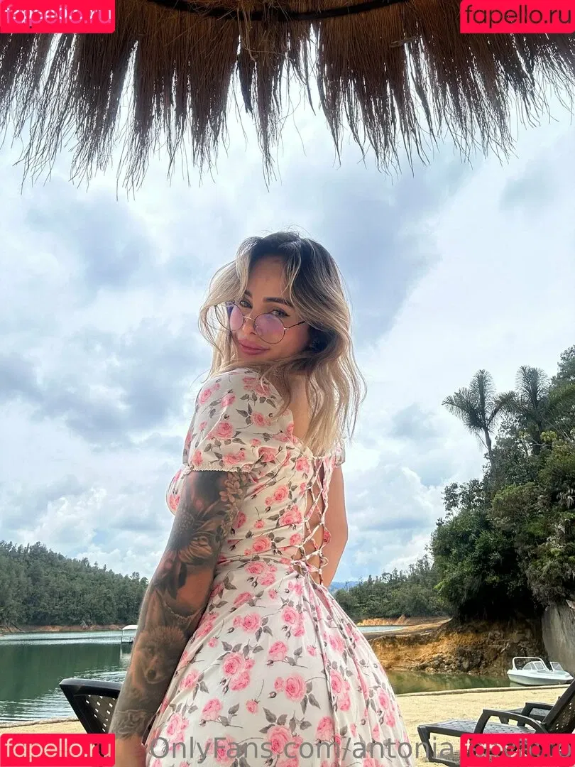 antonia_savatto Onlyfans Photo Gallery 